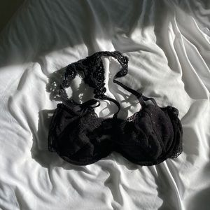 Victoria’s Secret black lace bustier bra bralette